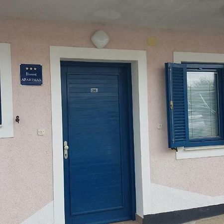 Apartman Koren Malinska Eksteriør bilde