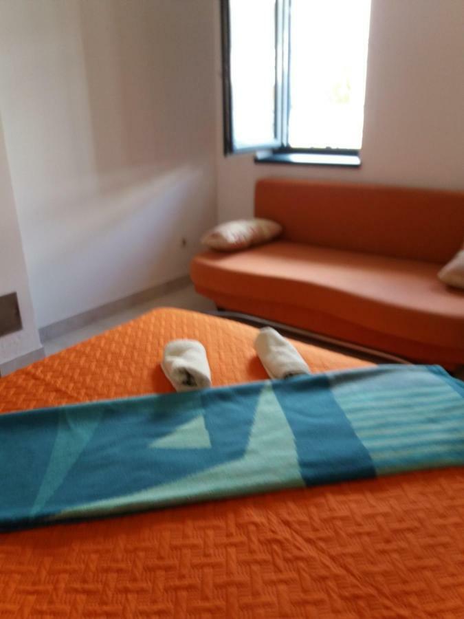 Apartman Koren Malinska Eksteriør bilde